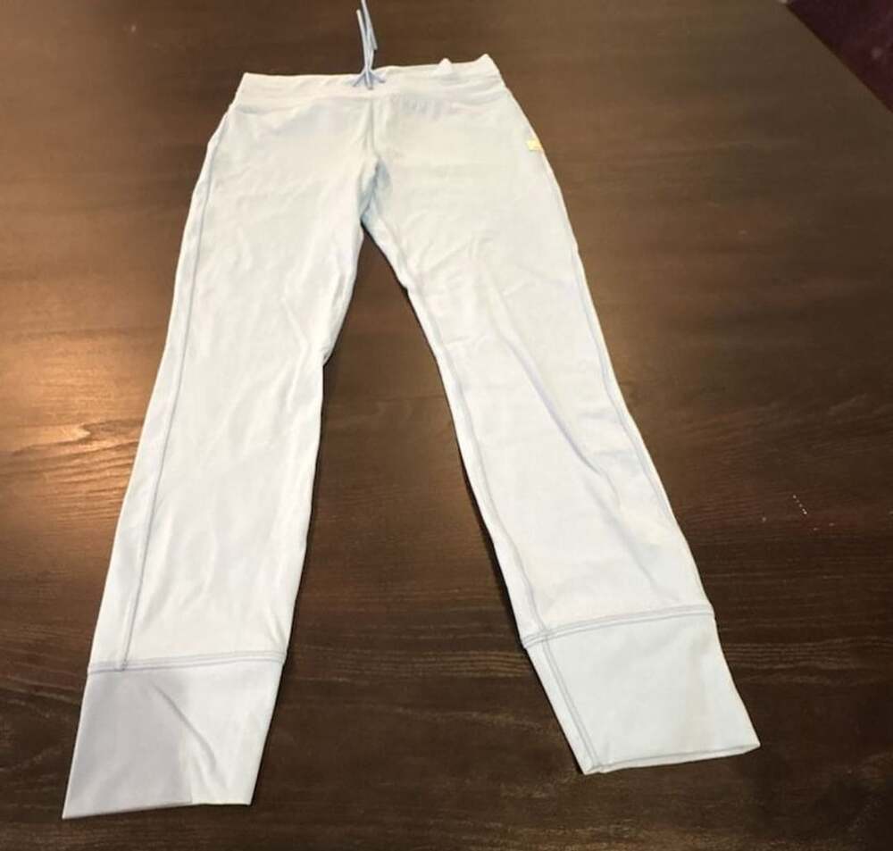 Vuori Light Blue Leggings Style VW4309 Size L NEW WITHOUT TAGS